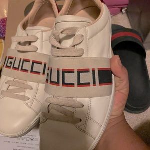 Women’s gucci sneakers in good condition